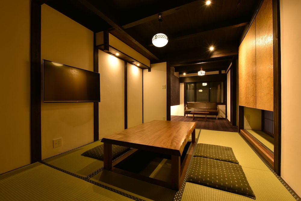 藏や 万里小路 京都