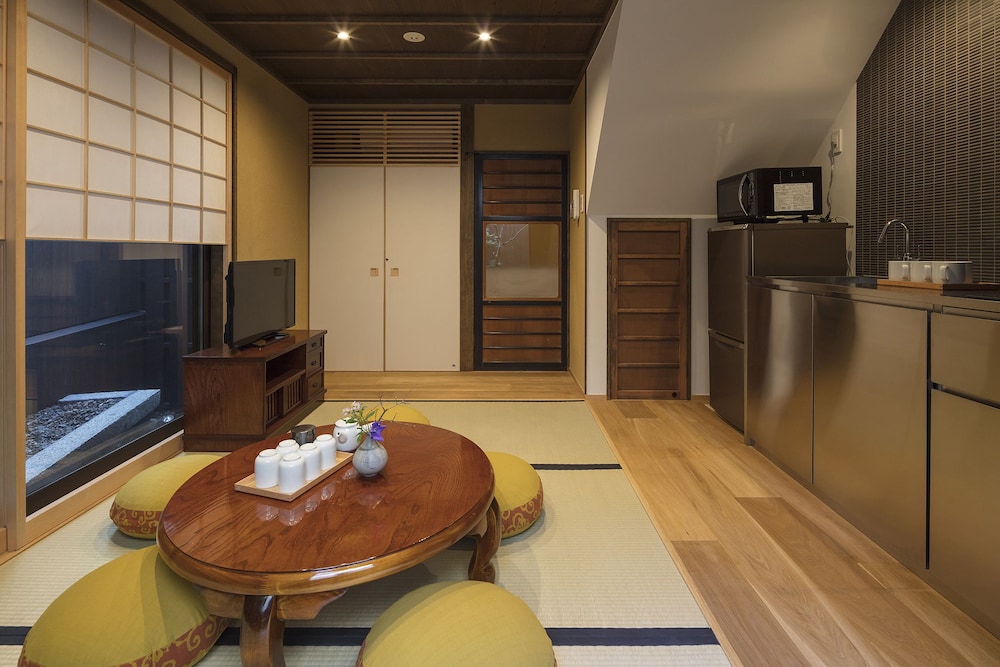 THE MACHIYA VILLA 三条しらかわ小路 京都