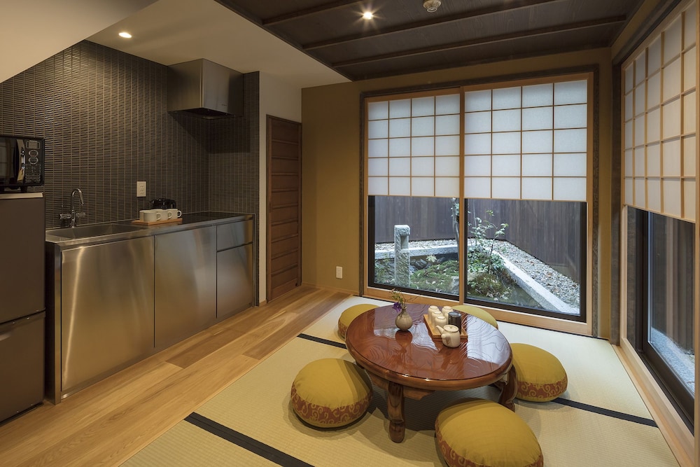 THE MACHIYA VILLA 三条しらかわ小路 京都