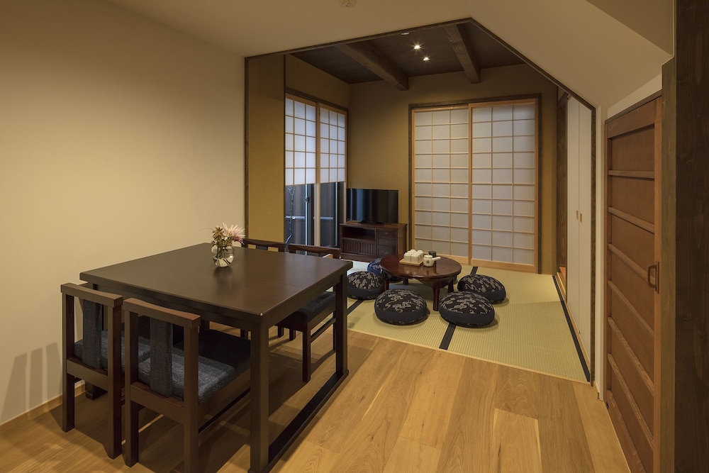 THE MACHIYA VILLA 三条しらかわ小路 京都