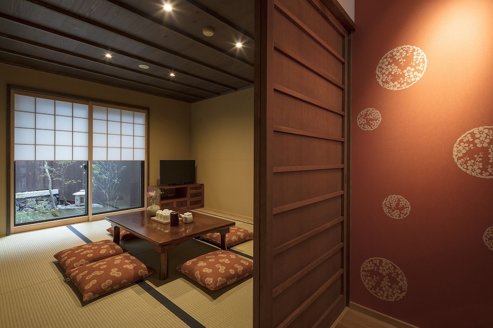 THE MACHIYA VILLA 三条しらかわ小路 京都