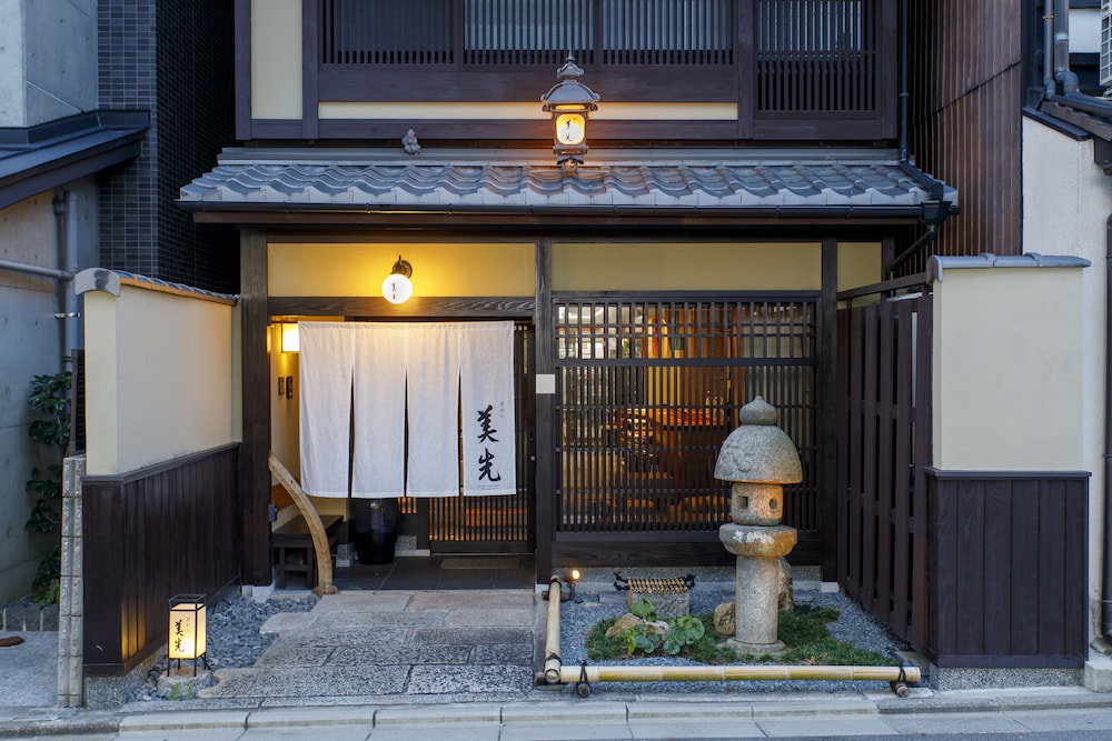 ぎおん美先 古門前 京都