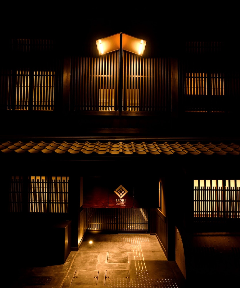 IRORI 京都駅東本願寺前 京都