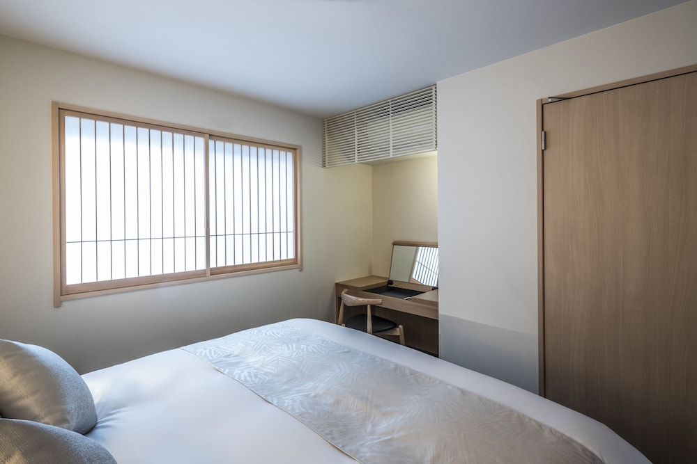 トモヤレジデンスホテル京都 二条高倉 京都