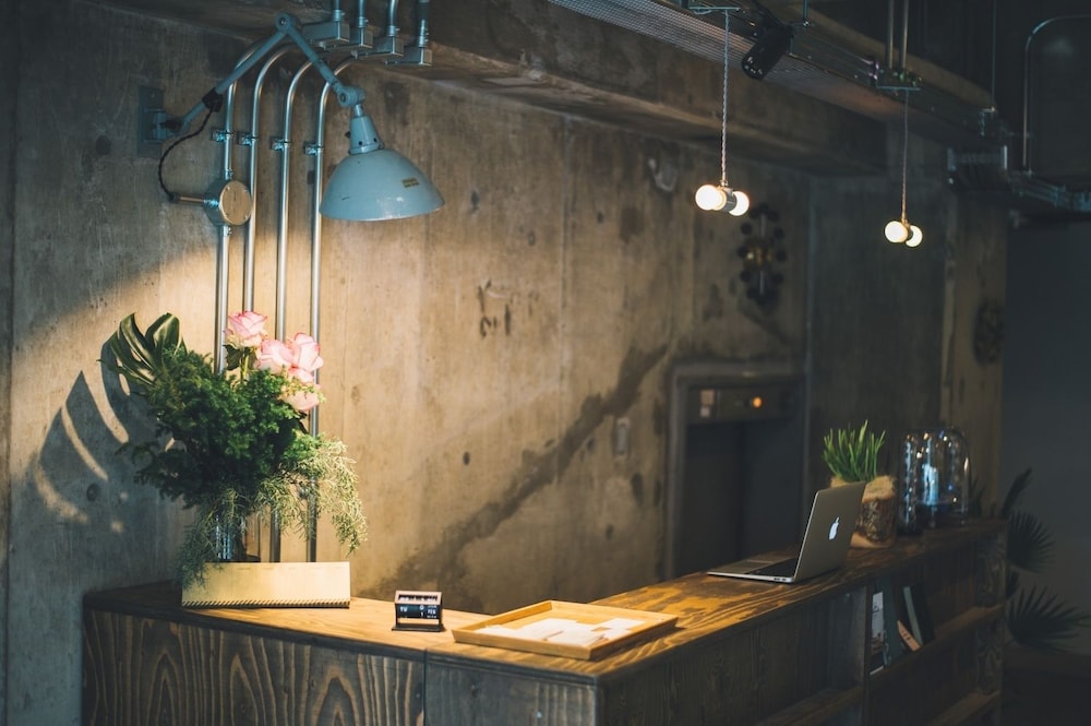 HOSTEL NINIROOM 京都