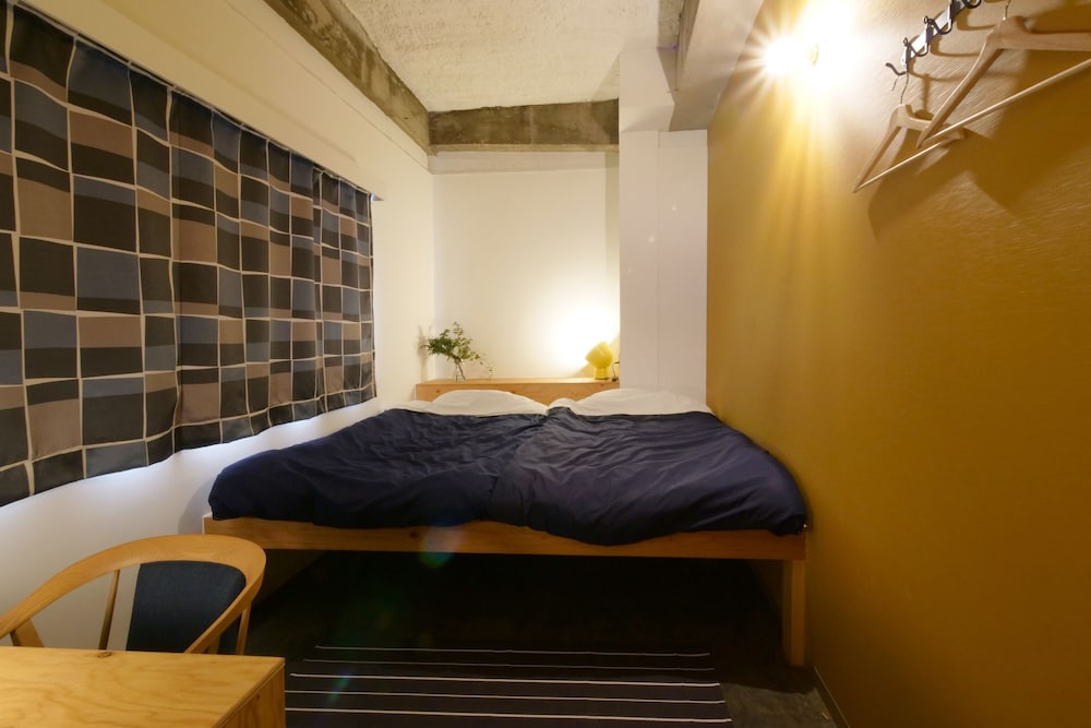 HOSTEL NINIROOM 京都