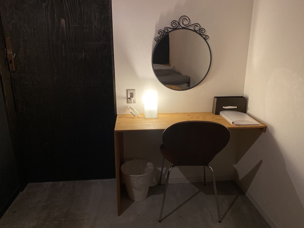 HOSTEL NINIROOM 京都