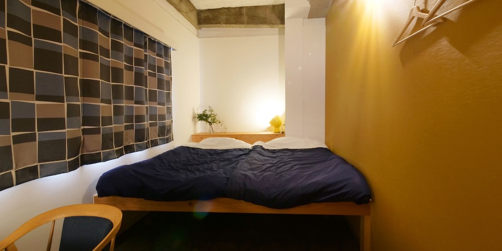 HOSTEL NINIROOM 京都