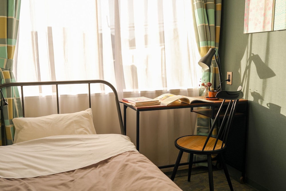 HOSTEL NINIROOM 京都