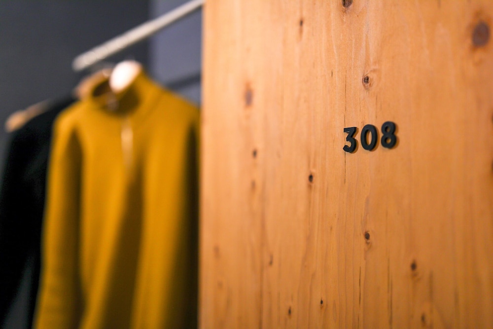 HOSTEL NINIROOM 京都