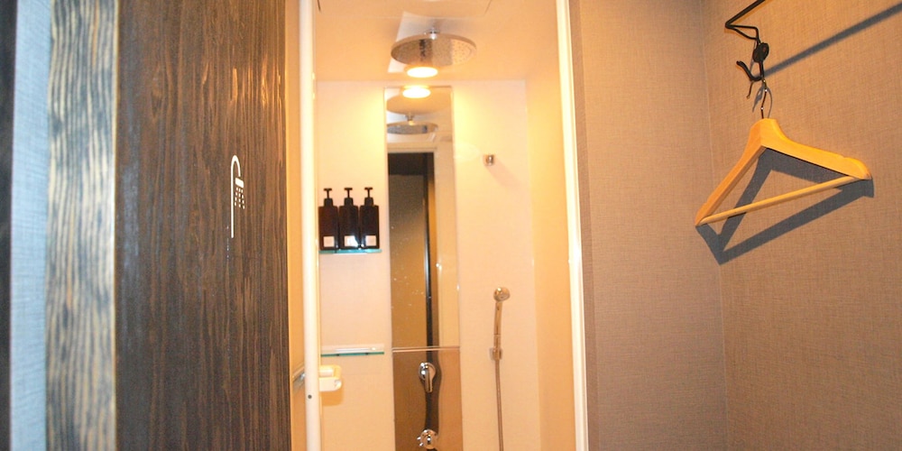 HOSTEL NINIROOM 京都