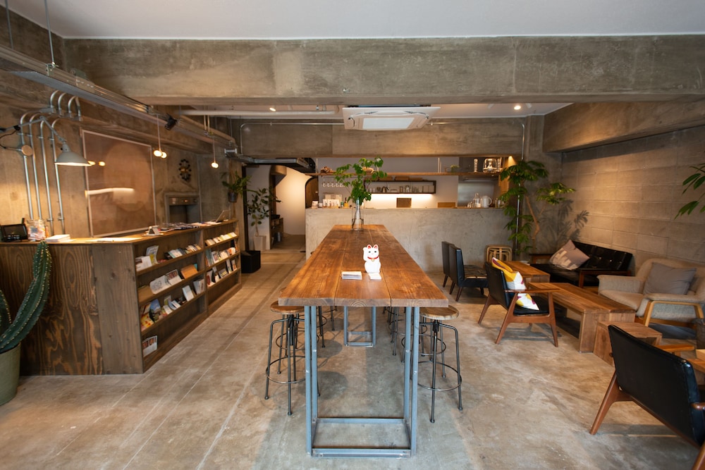 HOSTEL NINIROOM 京都