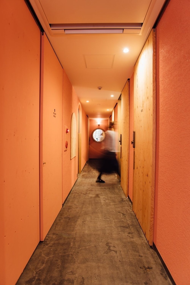 HOSTEL NINIROOM 京都