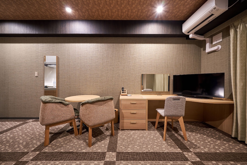 RESI STAY 今出川 京都