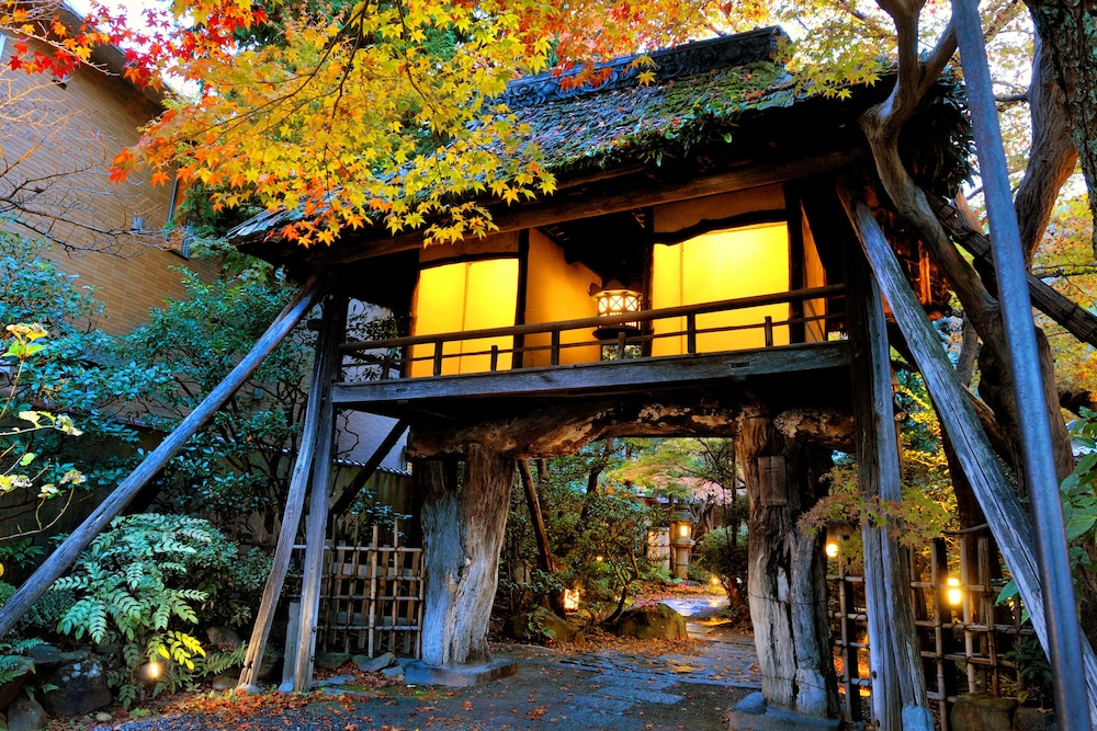 山ばな平八茶屋 京都