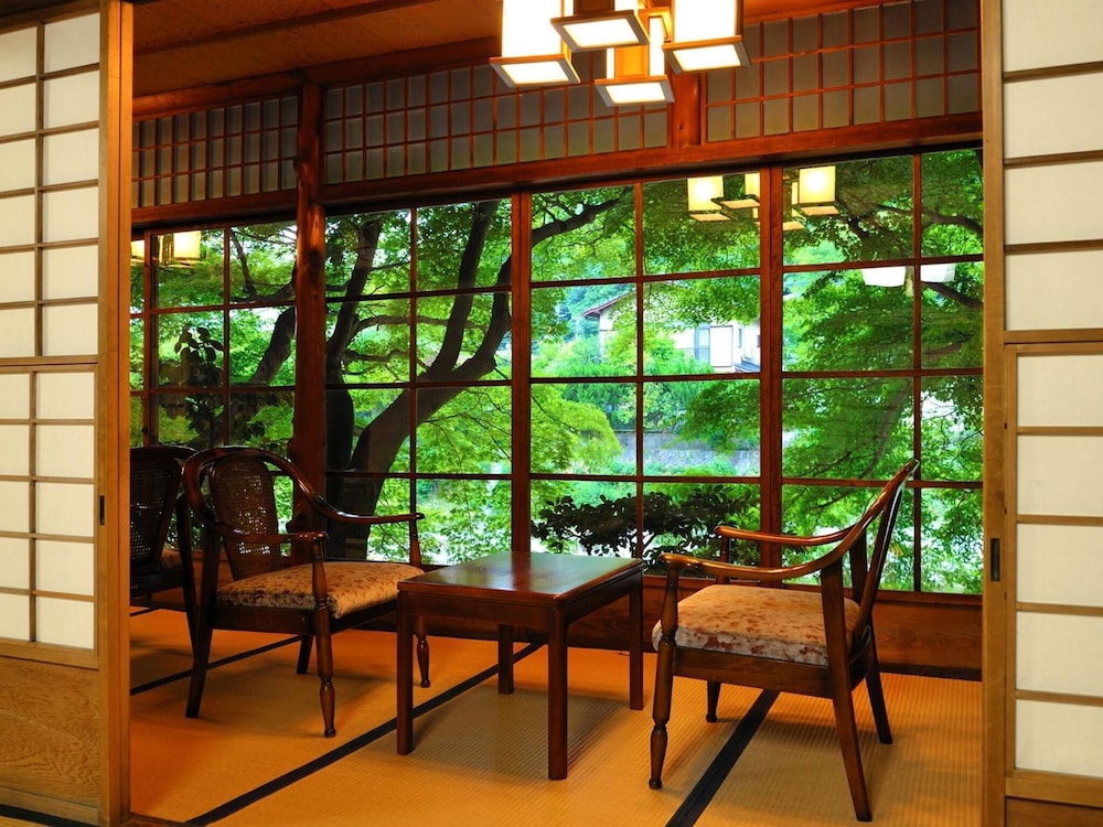 山ばな平八茶屋 京都