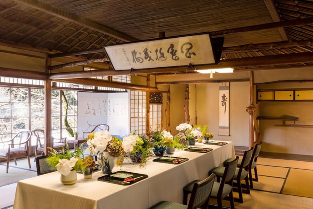 山ばな平八茶屋 京都