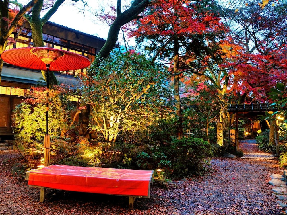 山ばな平八茶屋 京都