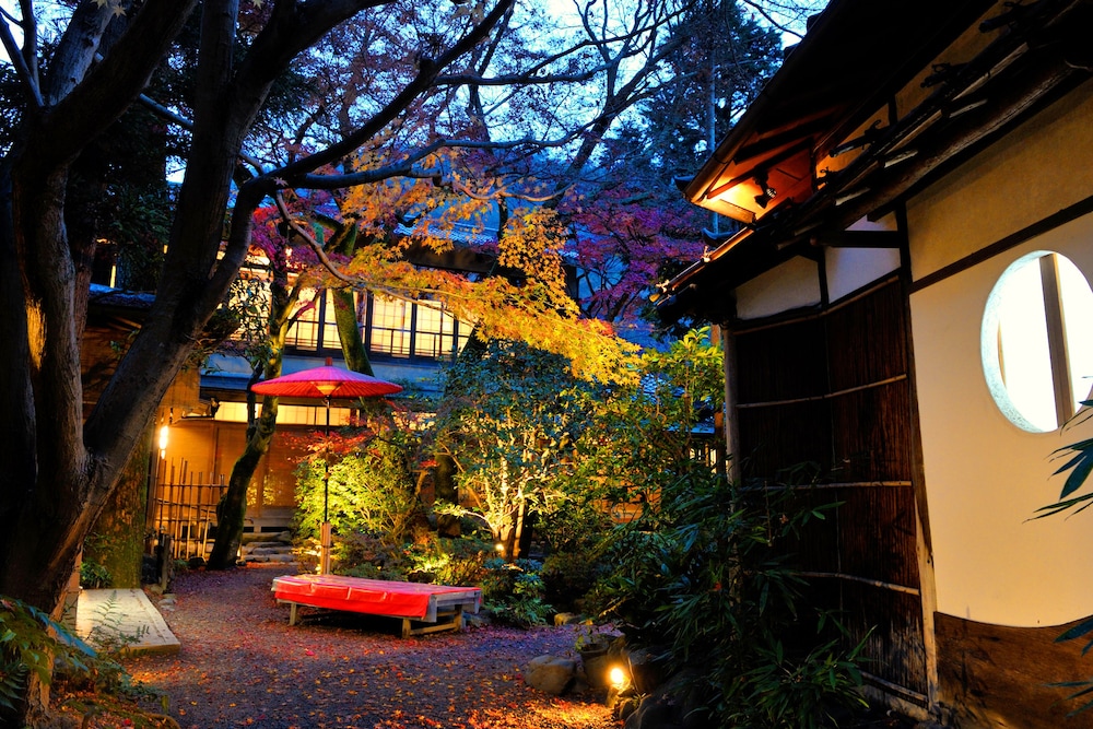 山ばな平八茶屋 京都