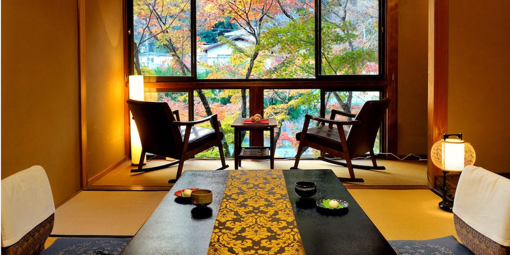 山ばな平八茶屋 京都