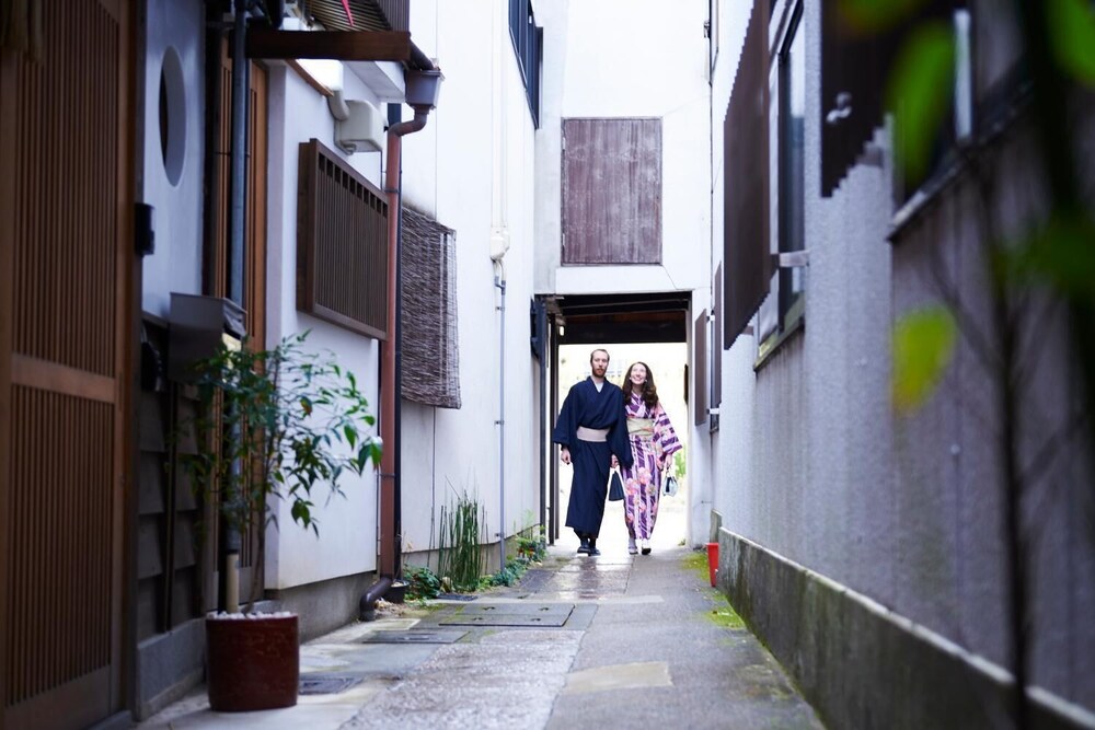 ゲストハウス コネクション 東山白川 京都