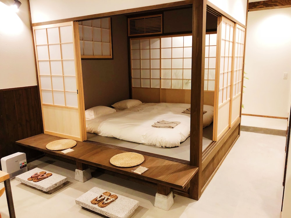 千家 CHIKA 市隠 ICHIIN 京都
