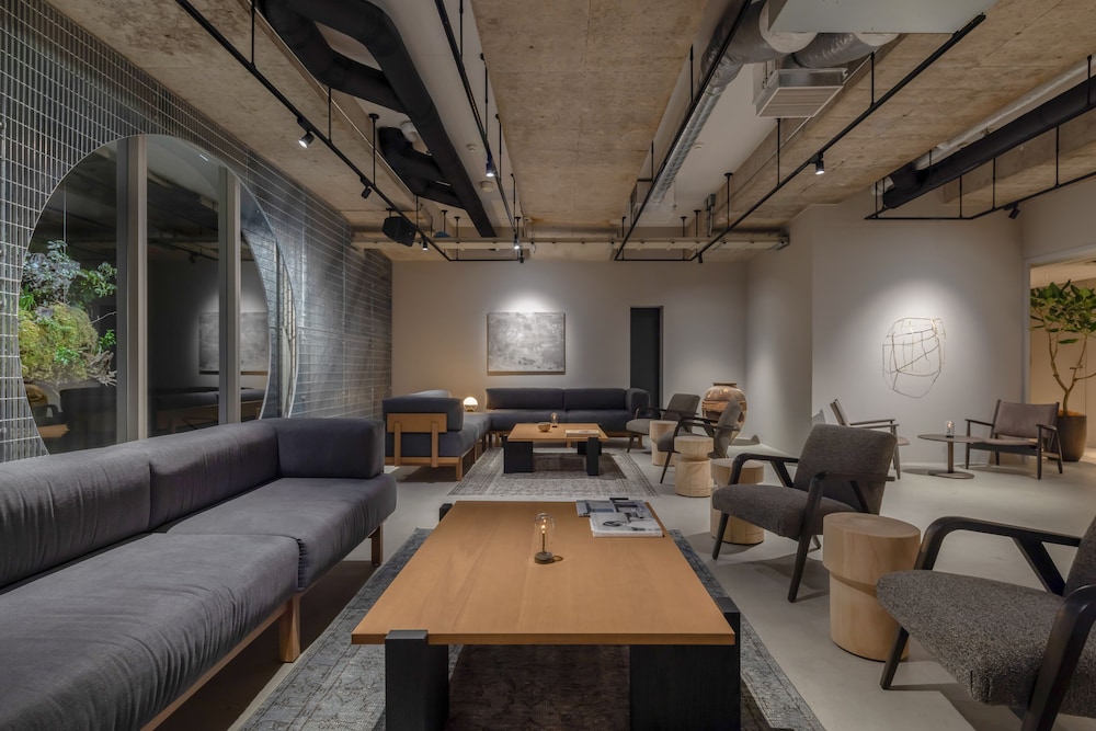 RAKURO 京都 BY THE SHARE HOTELS 京都