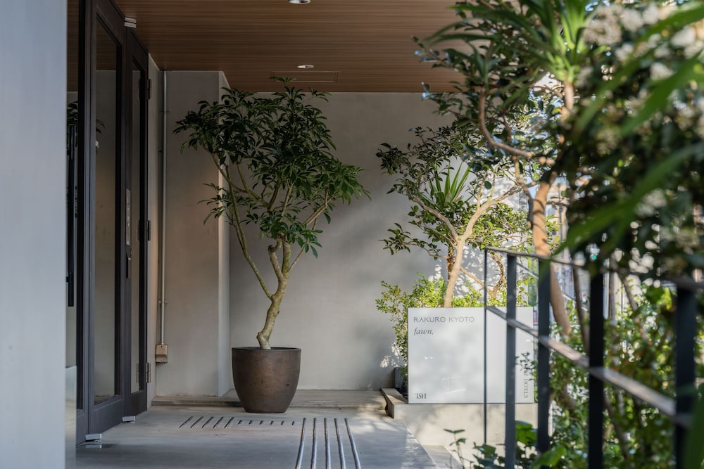 RAKURO 京都 BY THE SHARE HOTELS 京都