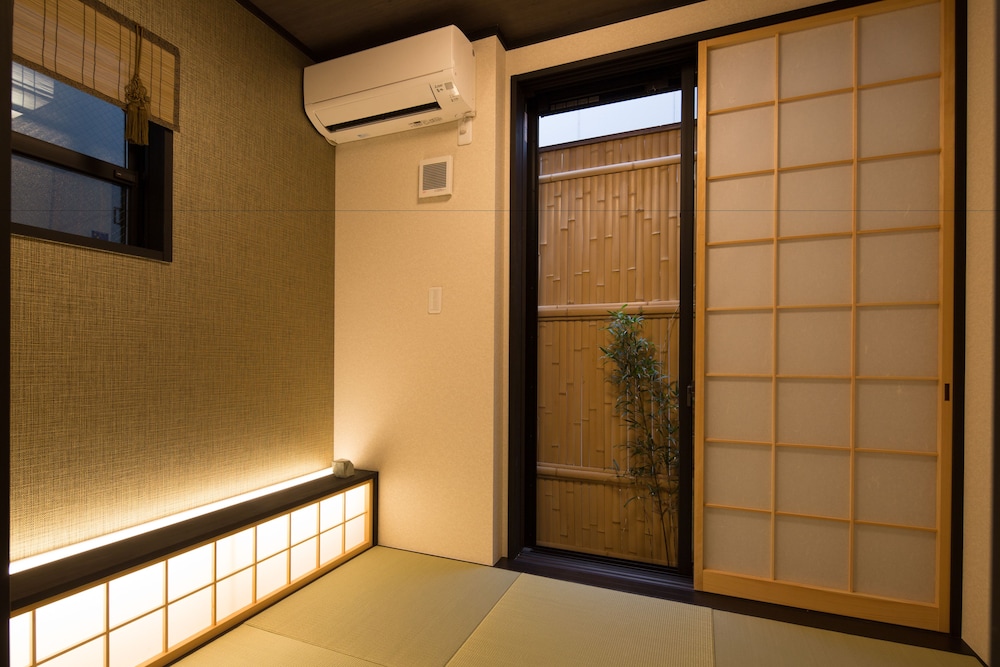 紡 高倉葛籠屋町  京都