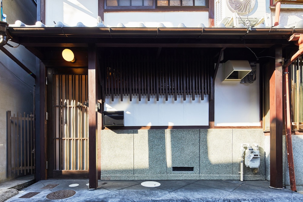 壬生英庵 BY 宿ル KYOTO HANARE 京都