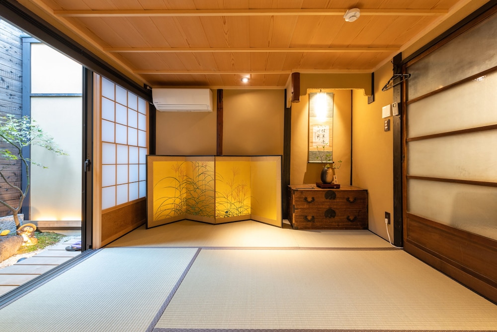 雲町屋 荒神口 KUMOMACHIYA KOJINGUCHI 京都