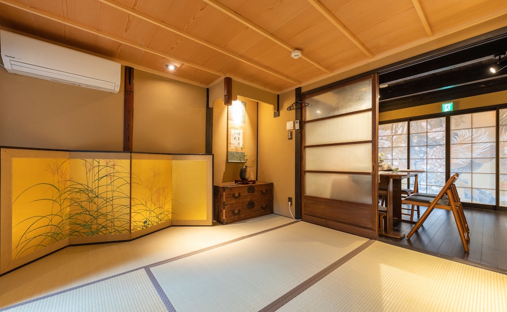 雲町屋 荒神口 KUMOMACHIYA KOJINGUCHI 京都