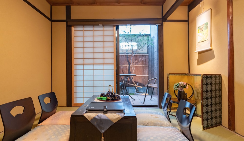 雲町屋 弁財天 KUMOMACHIYA BENZAITEN 京都