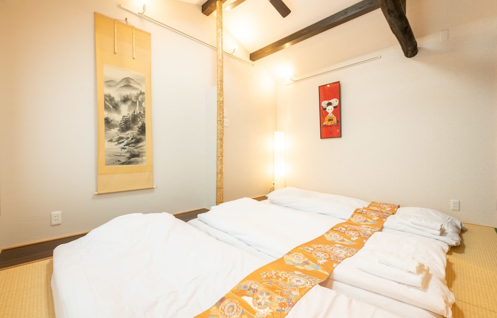 雲町屋 五条楽園 KUMOMACHIYA GOJORAKUEN 京都