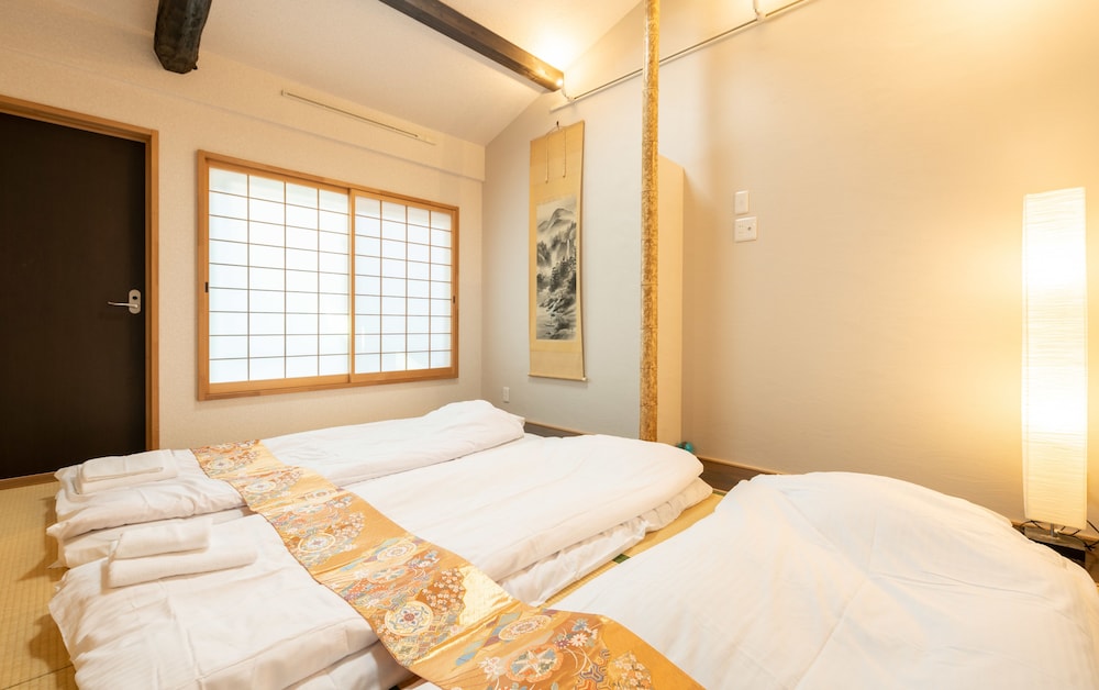 雲町屋 五条楽園 KUMOMACHIYA GOJORAKUEN 京都