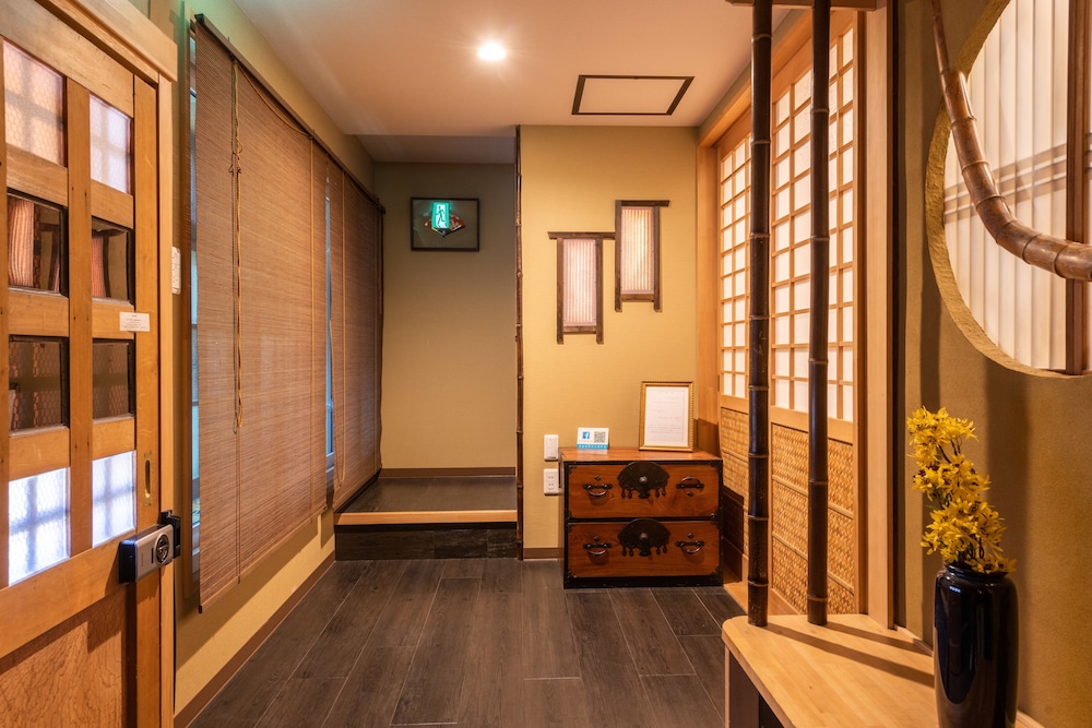 雲町屋 五条楽園 KUMOMACHIYA GOJORAKUEN 京都