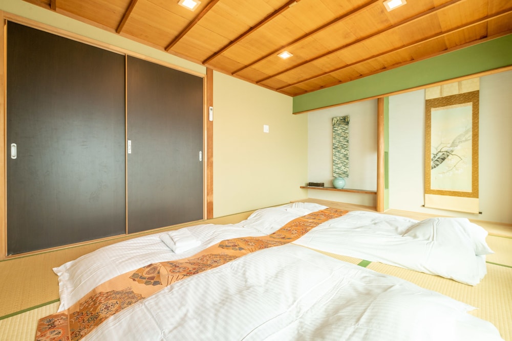 雲町屋 五条楽園 KUMOMACHIYA GOJORAKUEN 京都