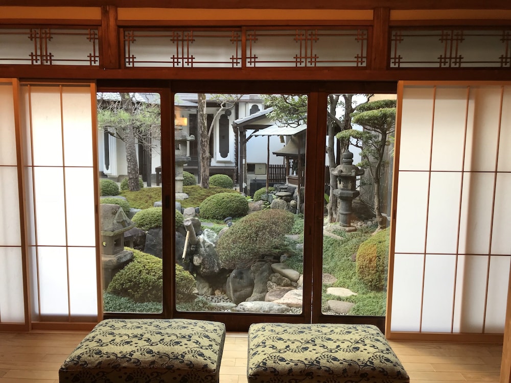 四季々々しんら 京都