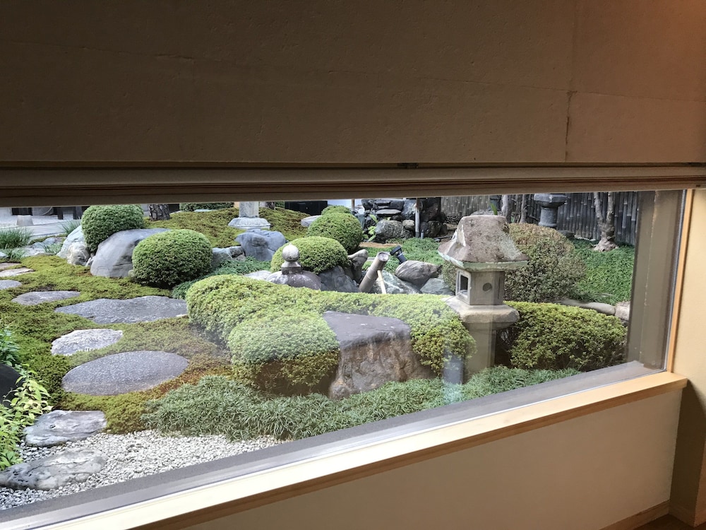 四季々々しんら 京都