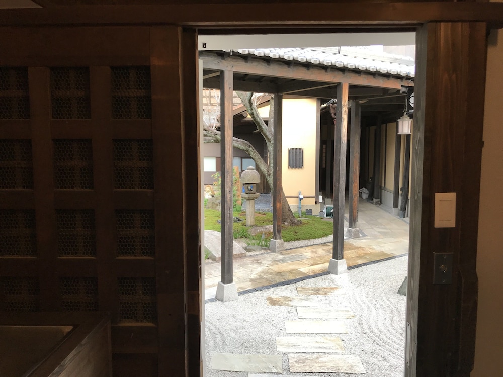 四季々々しんら 京都