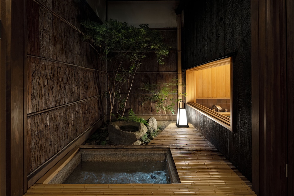 八坂半 京都