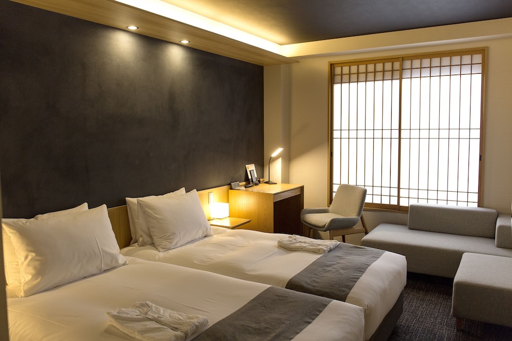 MIRU KYOTO NISHIKI 京都