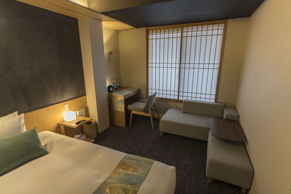 MIRU KYOTO NISHIKI 京都
