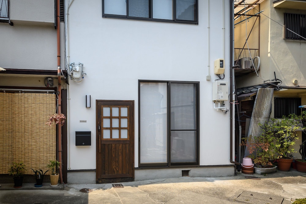 HIDDEN INN GOSHO 京都