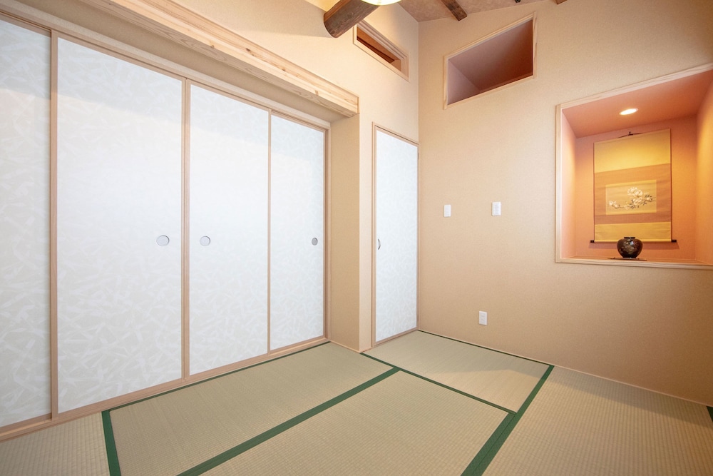 HIDDEN INN GOSHO 京都