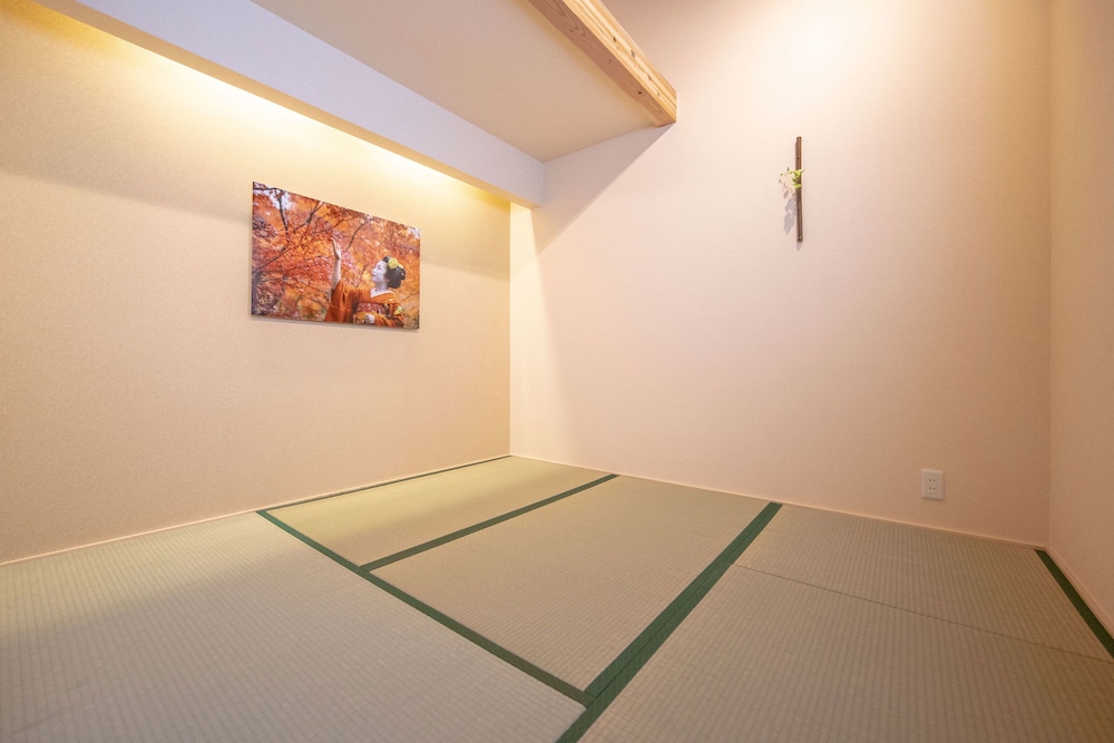HIDDEN INN GOSHO 京都