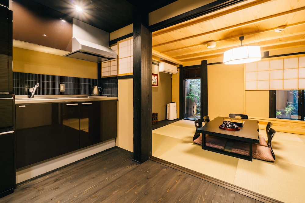 美盧八条源町邸 京都