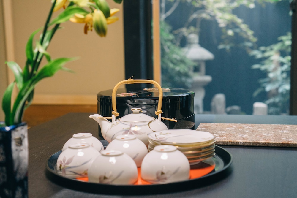 美盧三条梅宮町邸 京都
