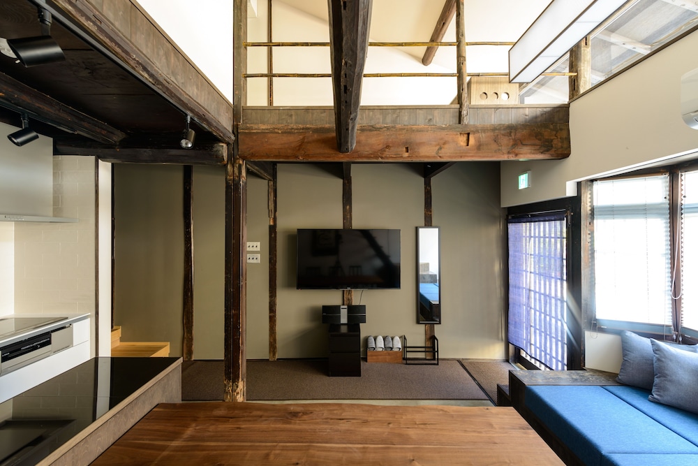 SHIKI HOMES 鶴亀 京都