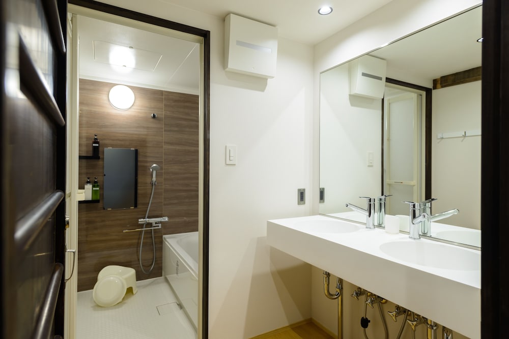 SHIKI HOMES 鶴亀 京都